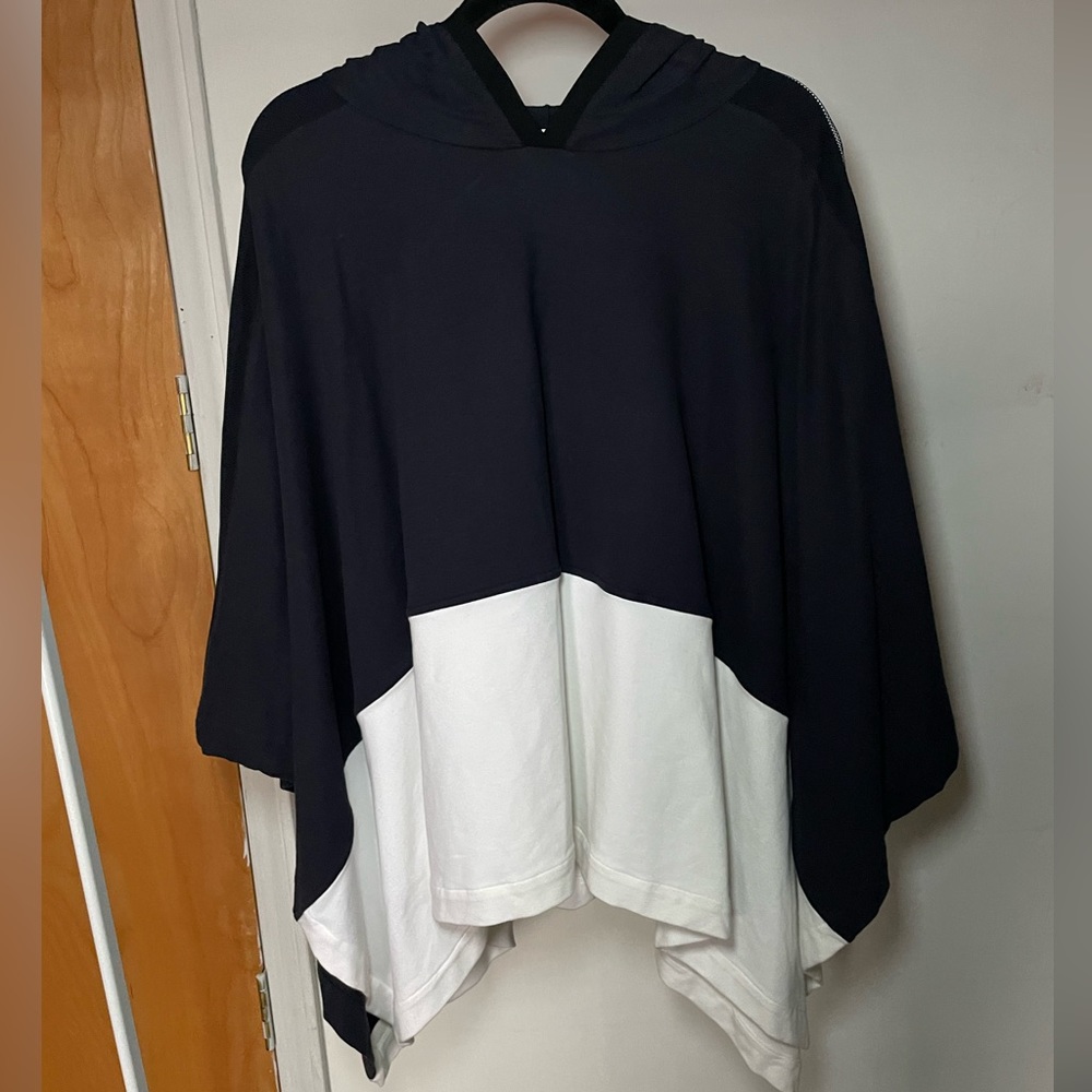Callens Hooded Sweater Poncho